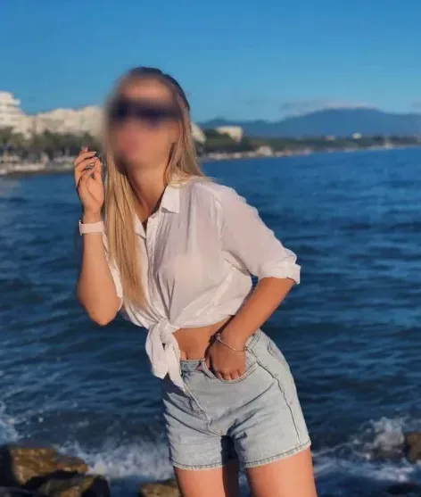 Xheni, 36 anni